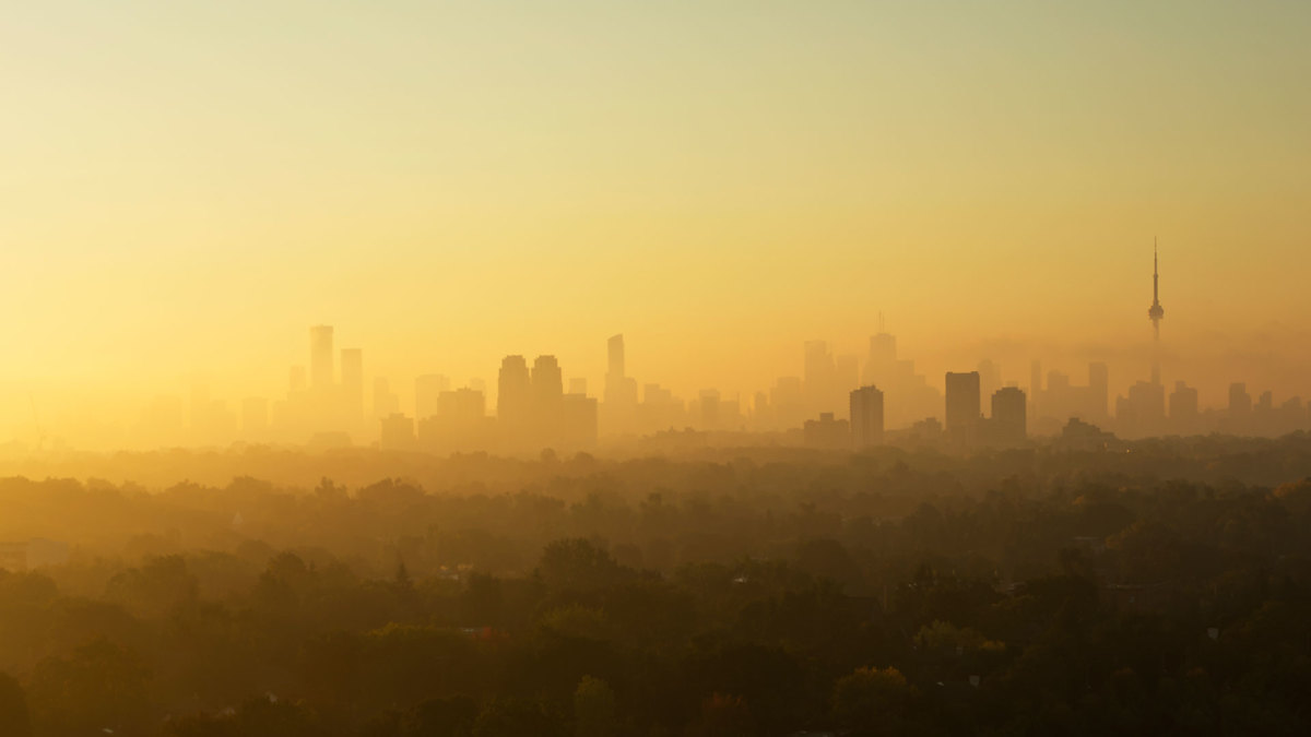 Toronto’s Air Quality Currently Among the Worst in the World Complex CA