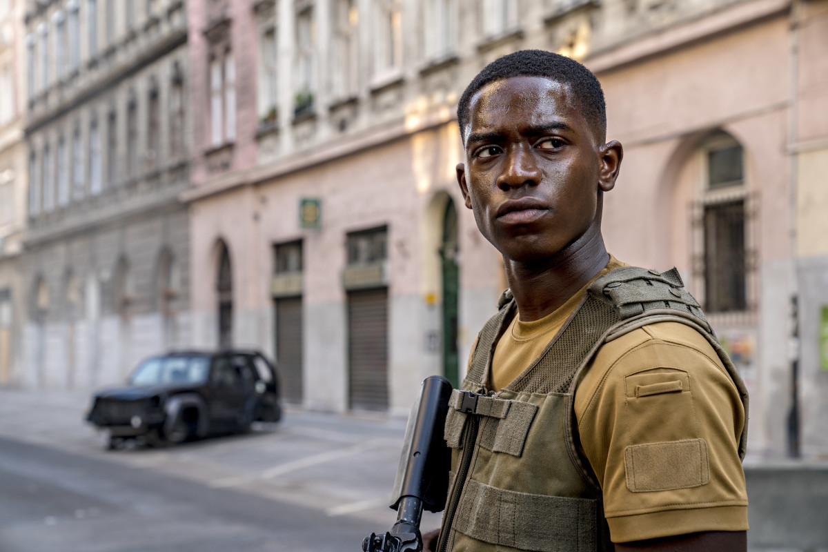 Damson Idris ‘Outside the Wire’ Netflix Film Interview Complex