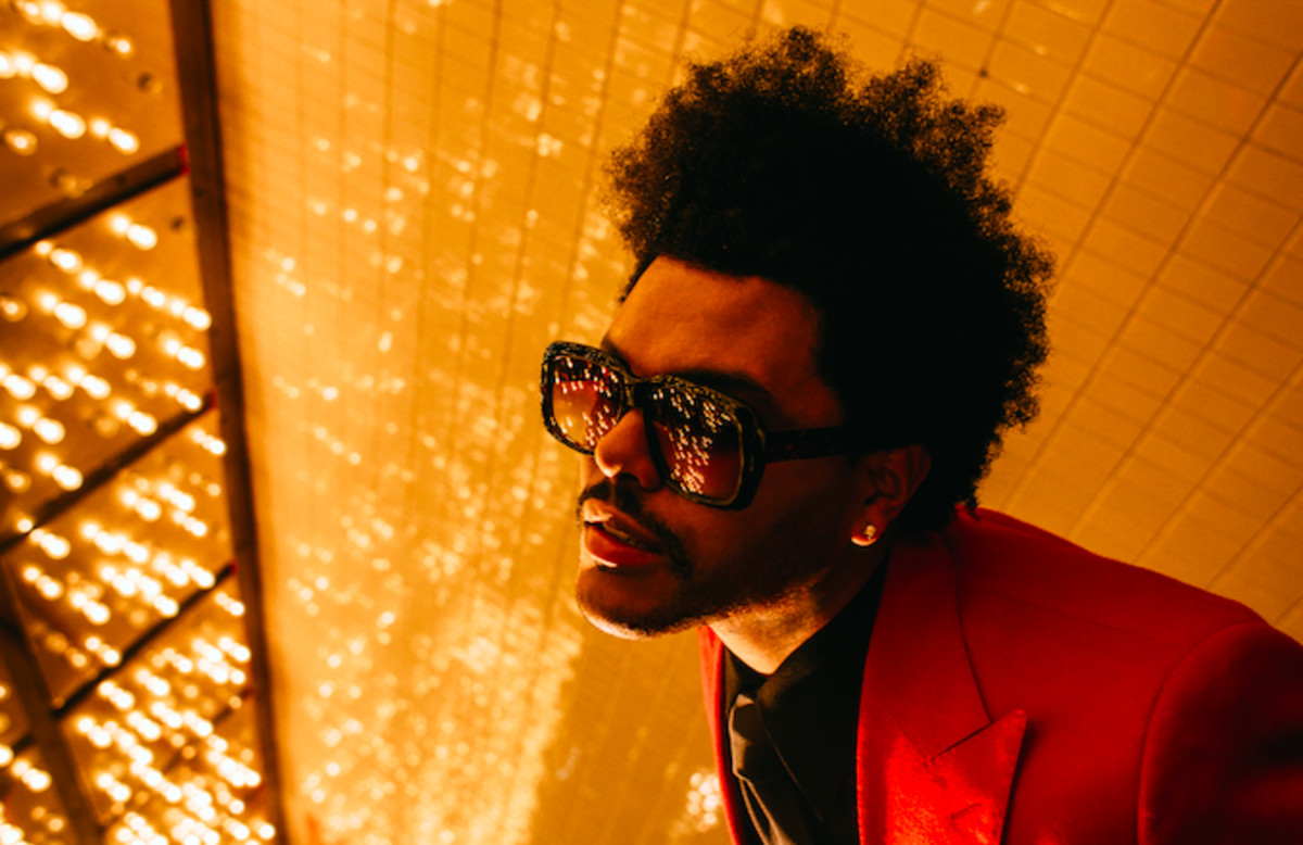 Listen To The Weeknd S New Song Blinding Lights Complex