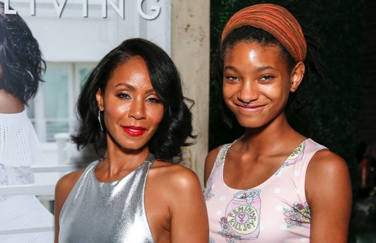 Willow Smith Reveals She Cut Herself After Struggling With “whip My Hair” Fame Complex