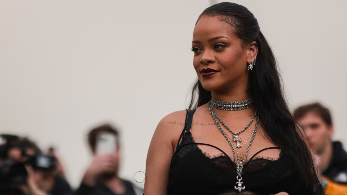 Rihanna Talks Being pregnant, ASAP Rocky, New Audio, & A lot more in ‘Vogue’