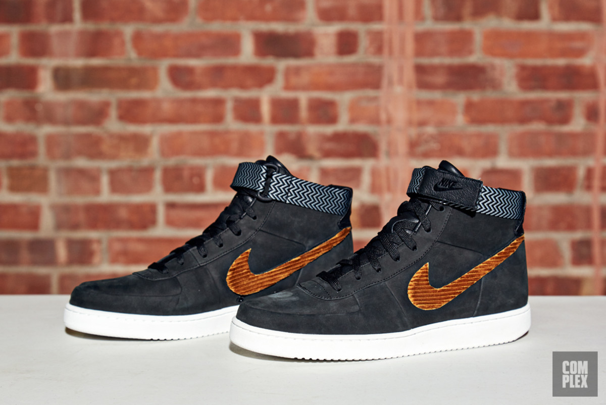 john elliot nike