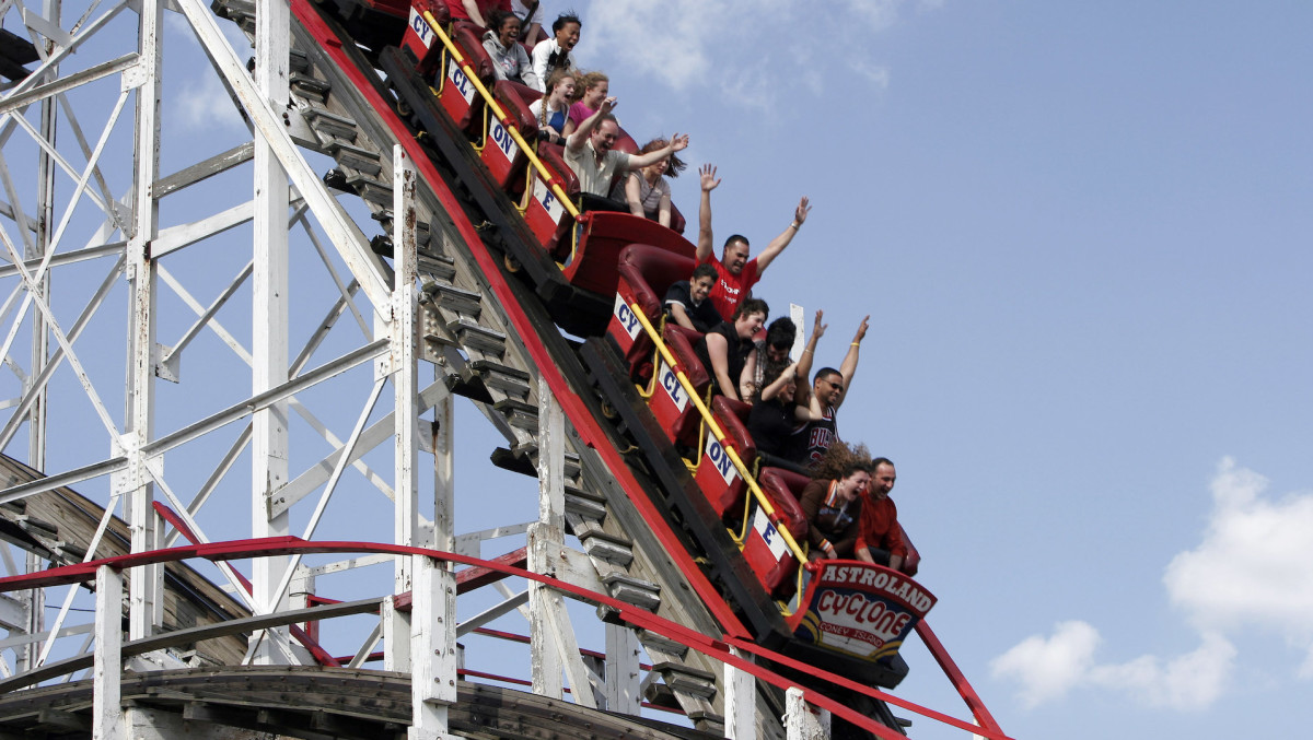 Roller Coaster Riders Being Asked to ‘Mitigate the Effects of Shouting