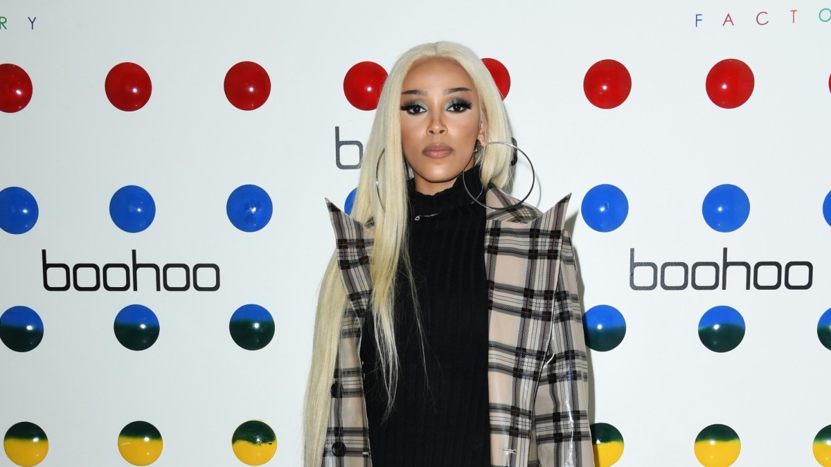 Doja Cat Further Addresses Racism Accusations During Instagram