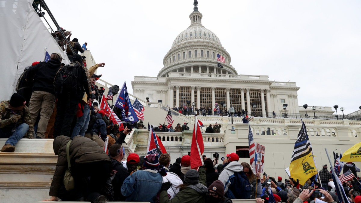retired-nypd-cop-allegedly-assaulted-officer-with-pipe-during-capitol