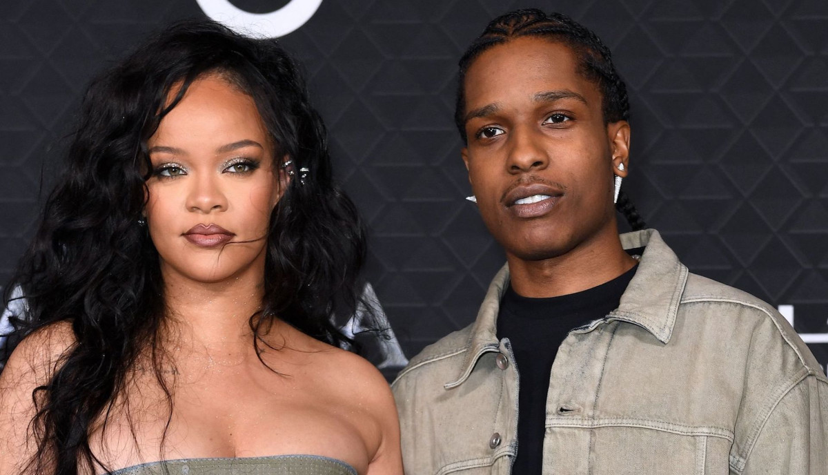 Rihanna and ASAP Rocky Share Photos, Video of Baby Boy | Complex