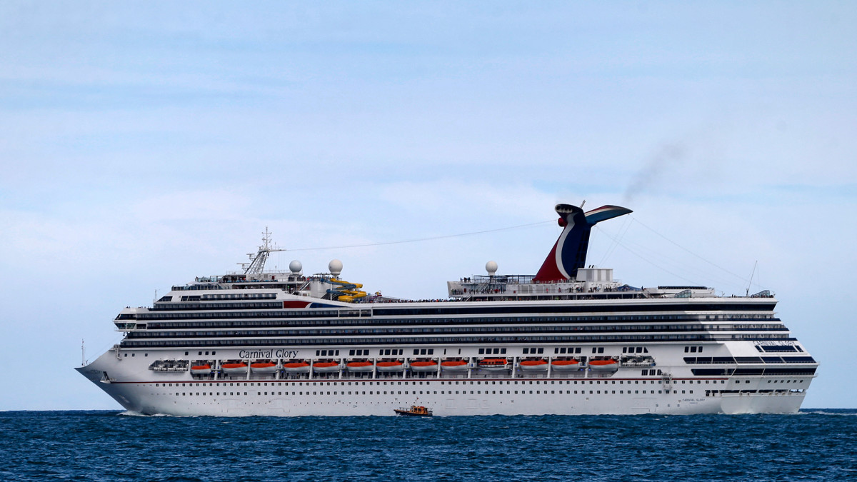 carnival cruise line cruises