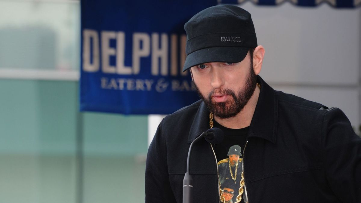 Here S Eminem S Emoji Reaction To Saturday Night Live Nft Rap Complex