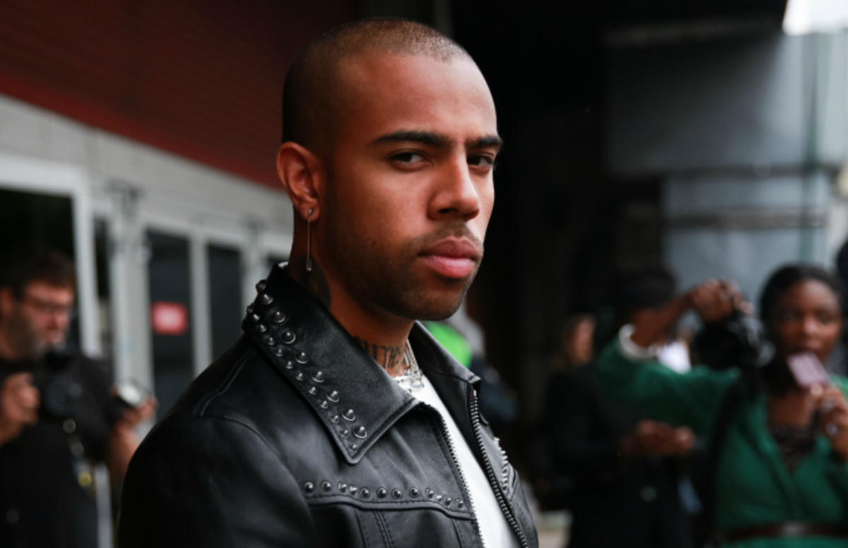 Vic Mensa Debuts His Latest Single “Darker Things” | Complex