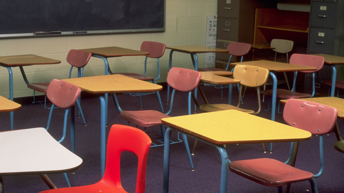 School Cotton Picking Project Leads to Lawsuit From Black Student’s Mother Complex