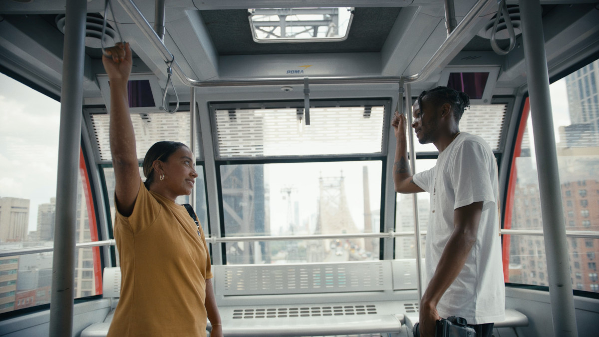 See Humza Deas & Evelynn Escobar Explore ‘Hidden Gem’ Roosevelt Island | Out of Your Element