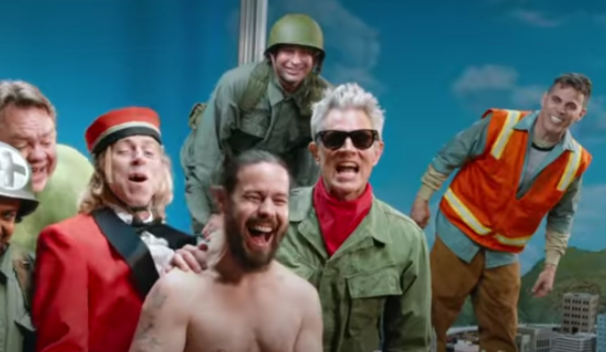 Watch the Brand New Final Trailer for ‘Jackass Forever’ Complex