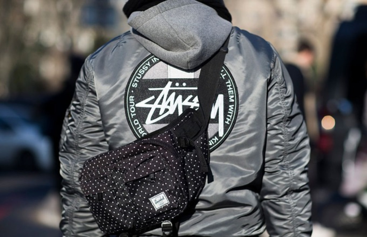 stussy new wave design hood