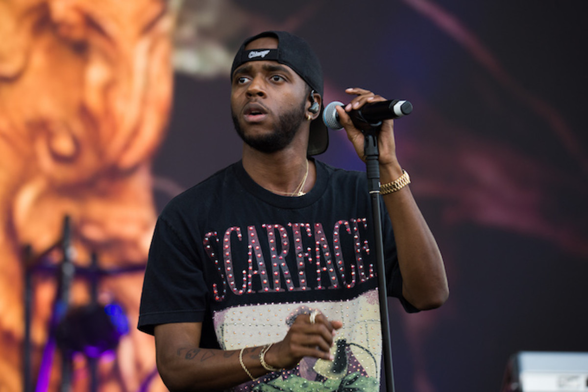 6lack Freestyles Over Travis Scott’s “Coffee Bean” Complex