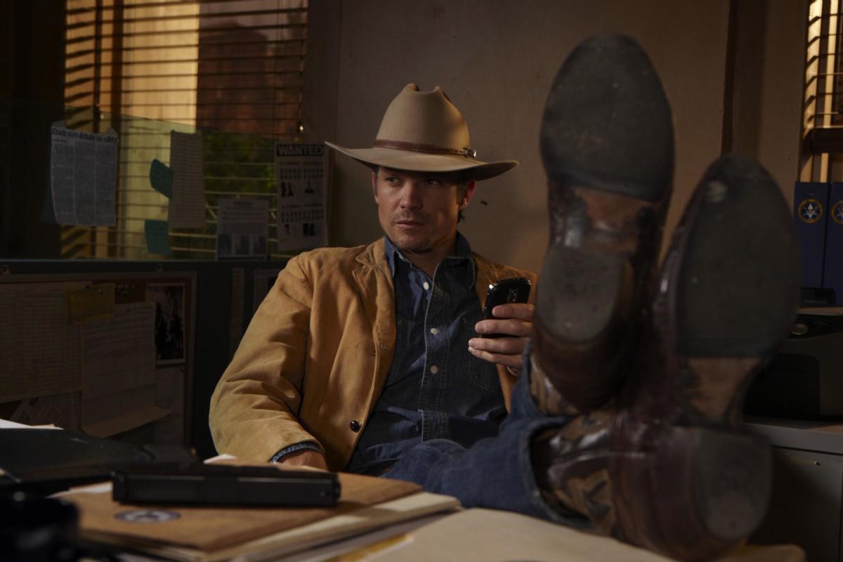 Best Hulu Shows Good Show To Watch Right Now August 2020 Complex