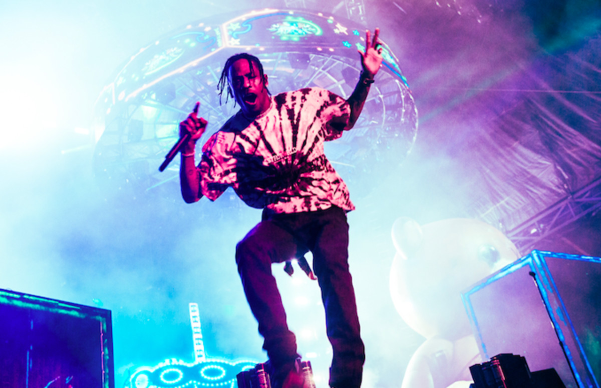 Travis Scott Shouts Free Rocky During His Wireless Festival Set Complex