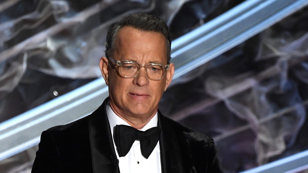 Tom Hanks Donates His Blood to Coronavirus Vaccine Development | Complex