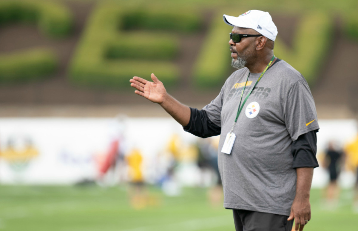 Steelers Wide Receivers Coach Darryl Drake Dies at 62 Complex