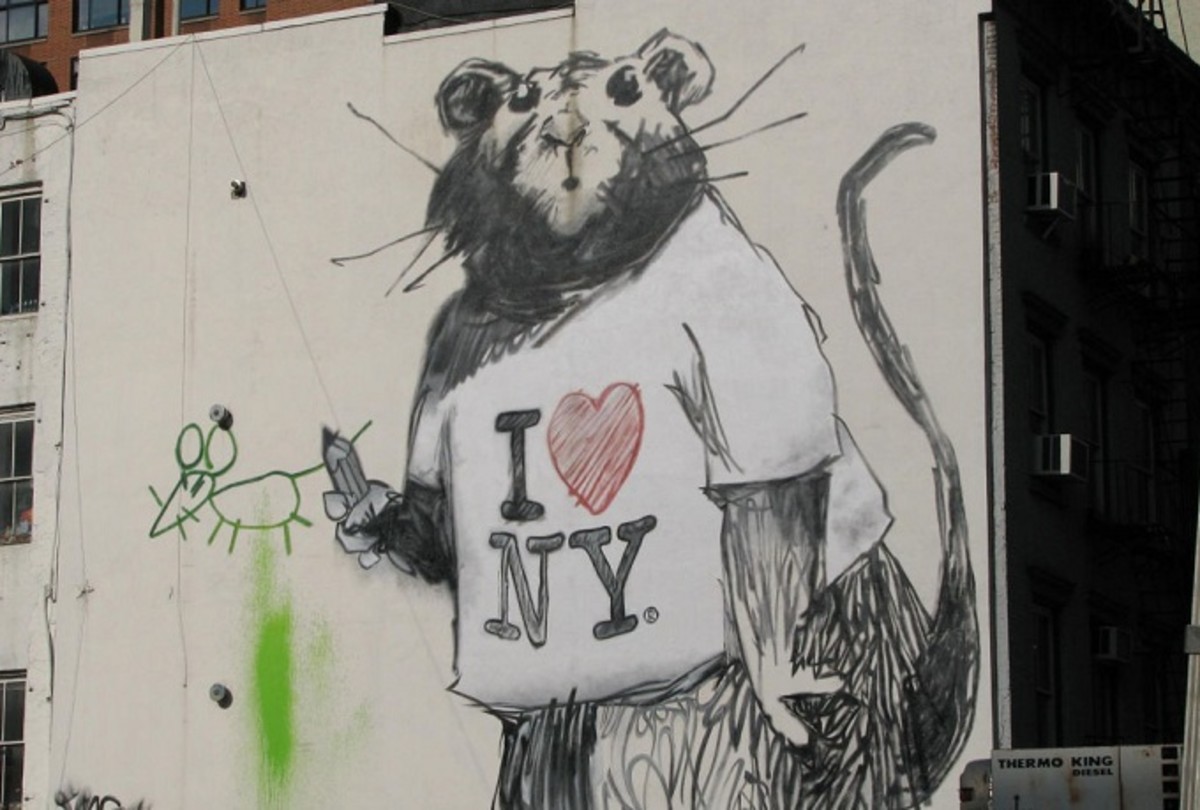 Banksy S Famous Rat Tag Makes A Clever Reappearance In Nyc Complex
