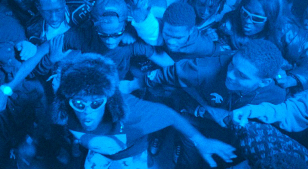 Watch Lil Uzi Vert’s New Video for “Just Wanna Rock” Complex