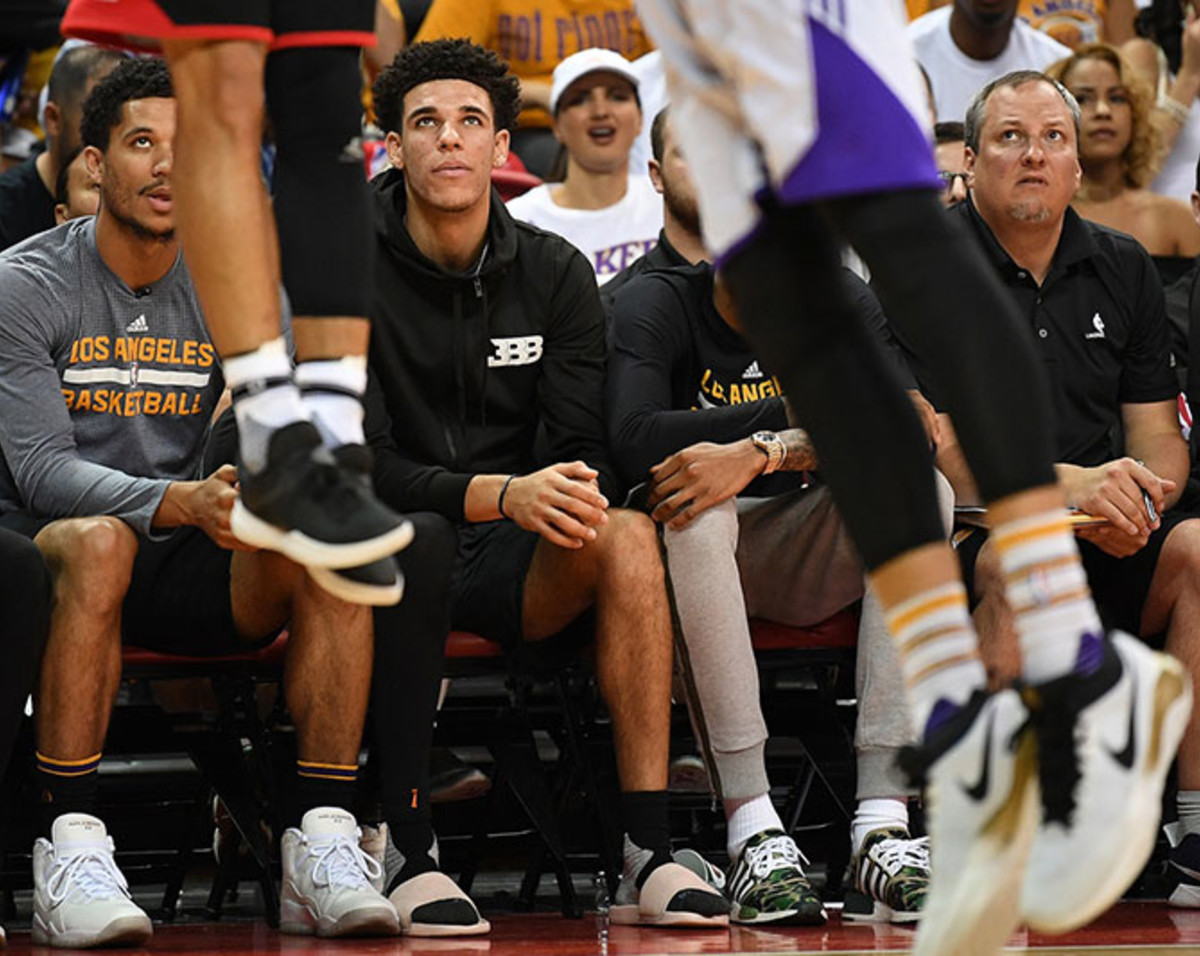 Lonzo Ball cleared up his stance on Nas and believes no one listens to him ...