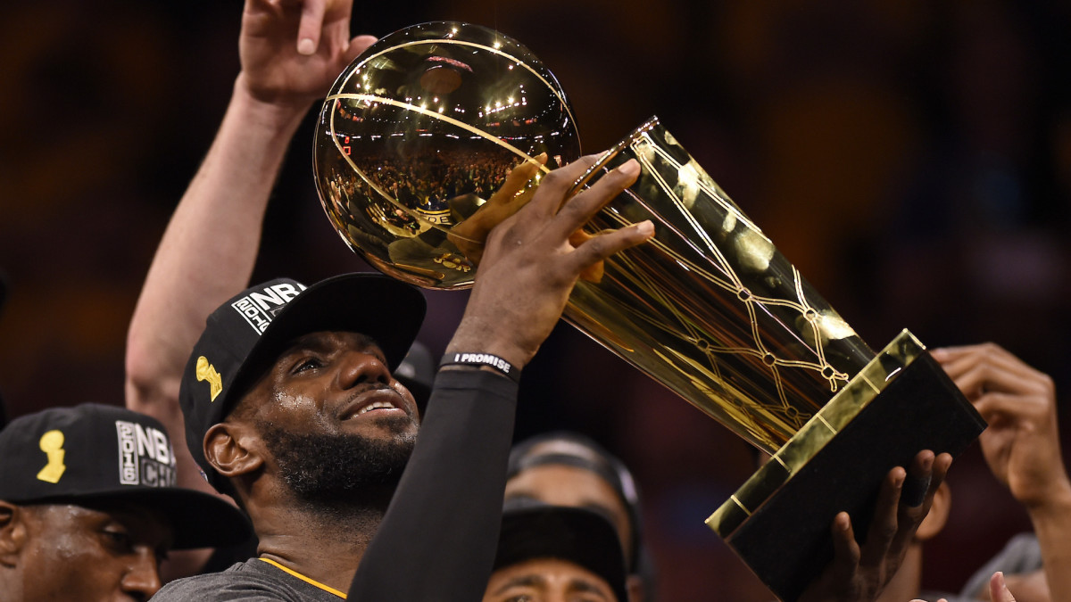 lebron james 2016 finals shoes