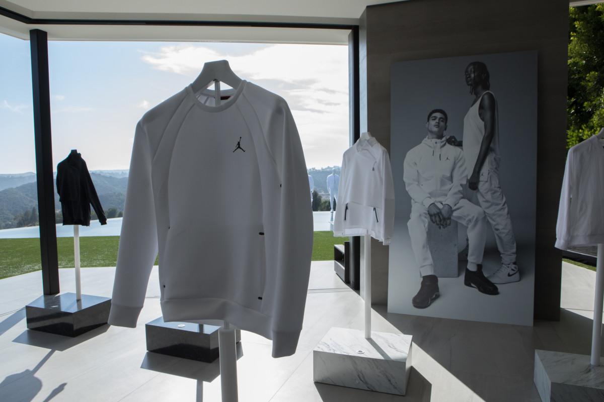 womens jordan clothing line