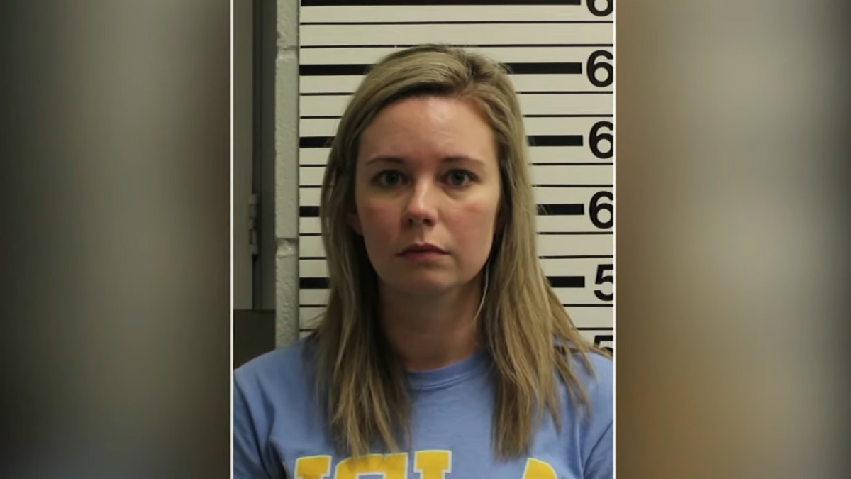 Teacher Who Sexually Abused Boy Gets 60Day Sentence Delayed Complex