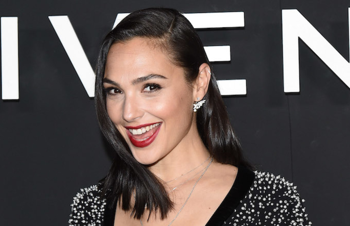Here Are The Salaries Of Dwayne Johnson Brad Pitt Gal Gadot Idris Elba And More Complex