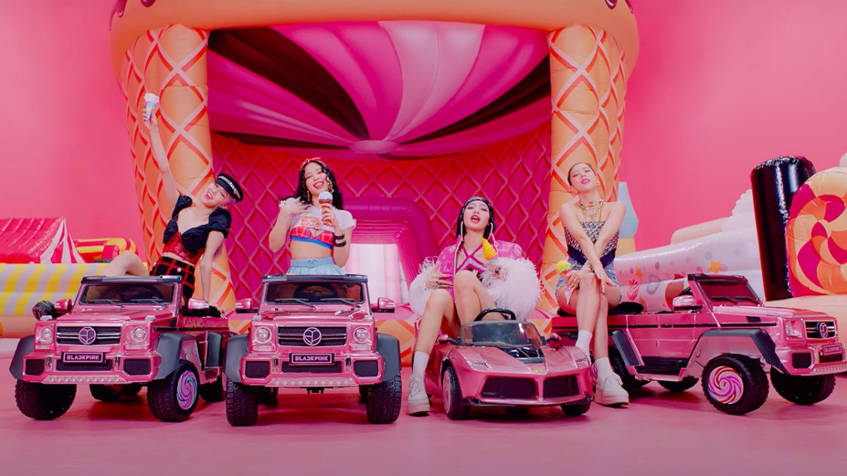 Watch Blackpink And Selena Gomez S New Video For Ice Cream Complex
