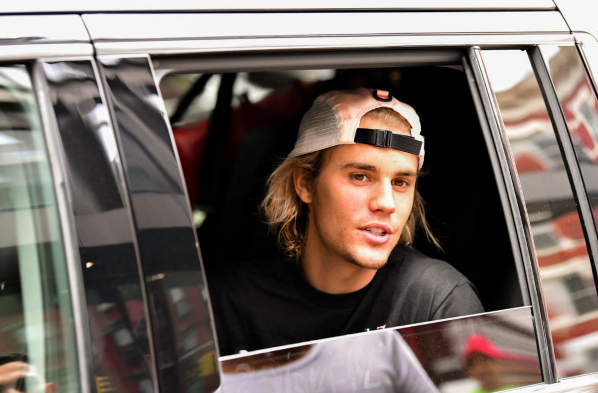 Justin Bieber Has Applied for U.S. Citizenship Complex