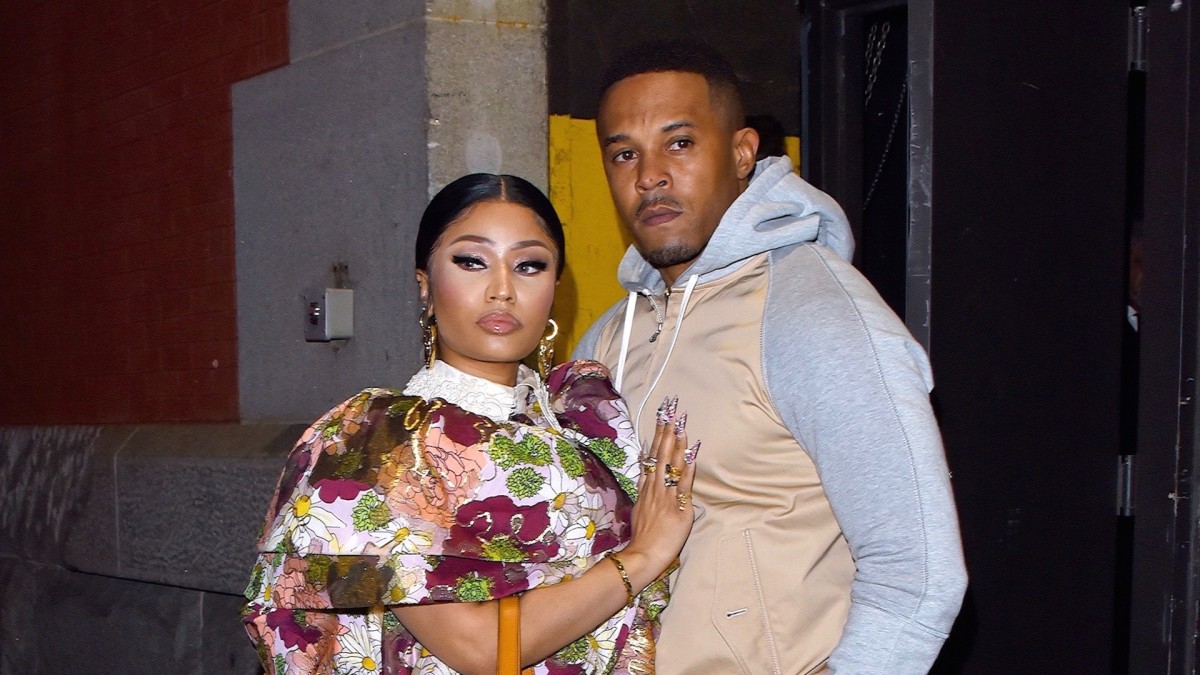Nicki Minaj Apologizes After Video Shows Her Husband