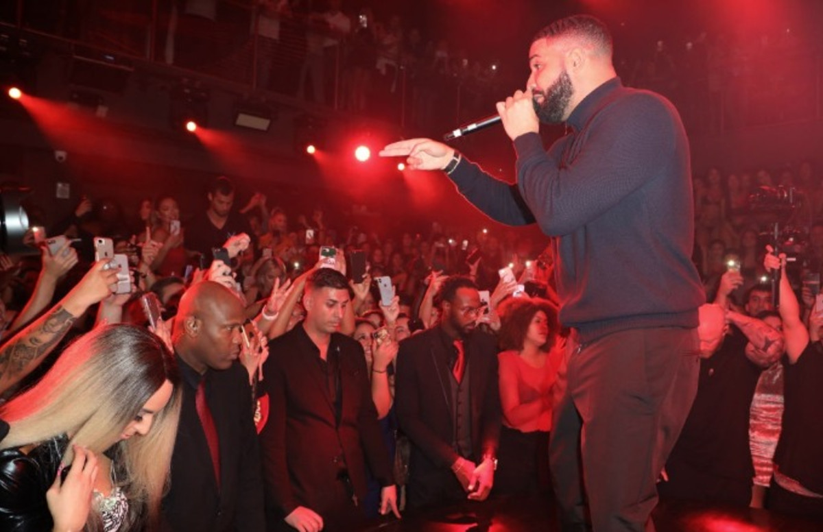 Drake’s New Champagne Will Only Cost You a Few Hundred Bucks Complex