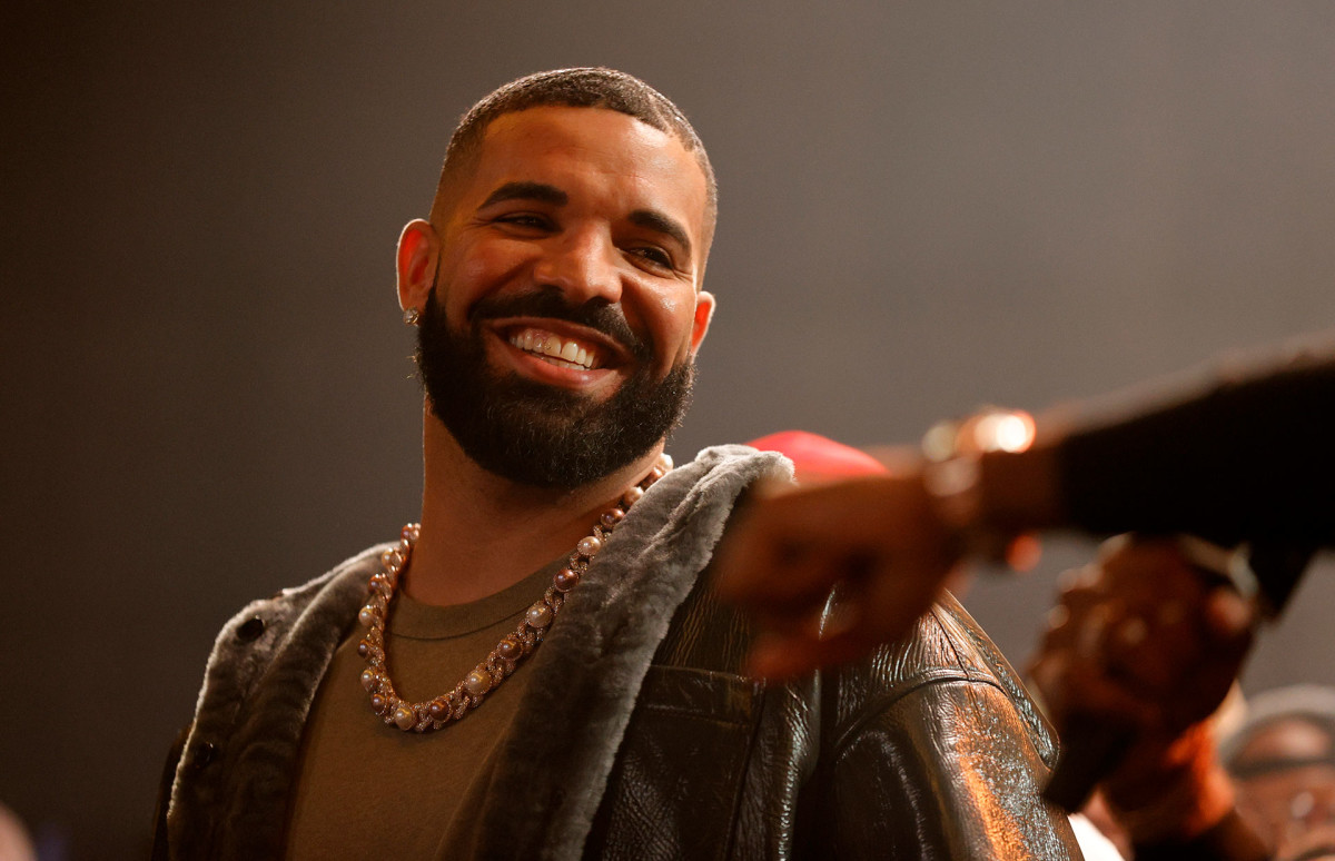 Drake Presents to Rescue Legendary Toronto Cafe Randy’s Patties
