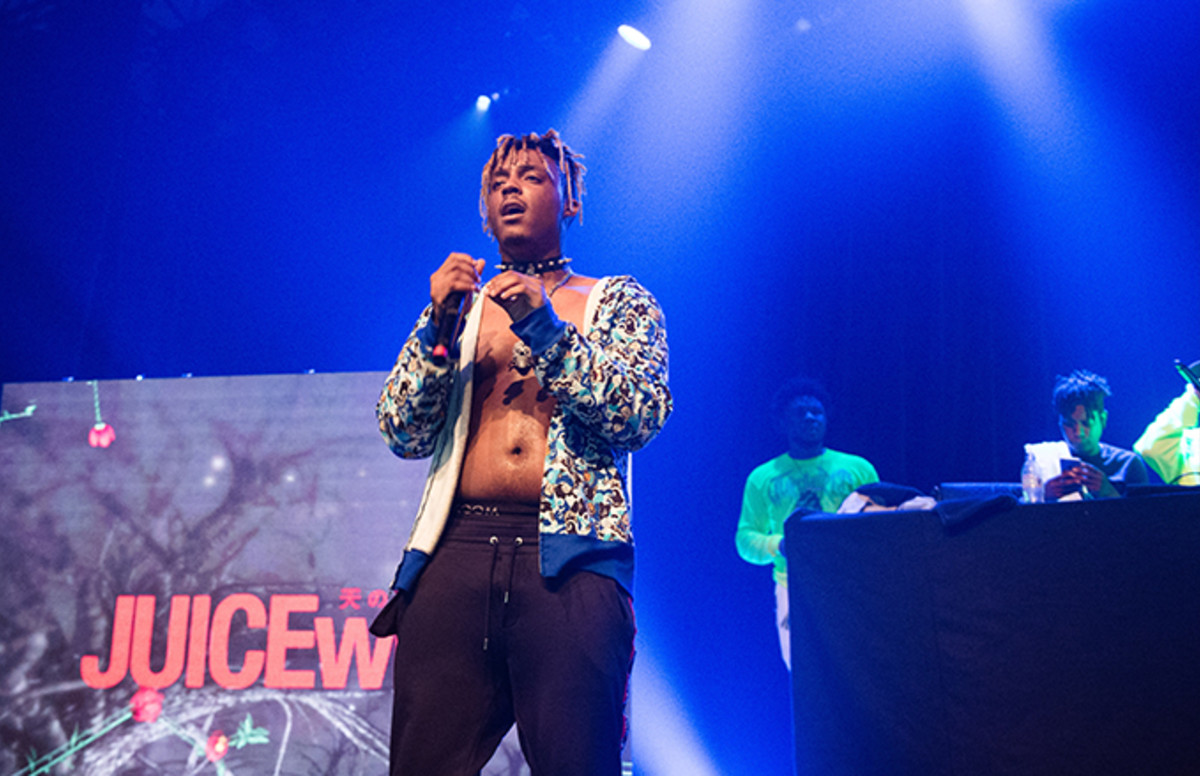 Juice Wrld Raps About Drake Getting Porn Star Pregnant On Lil Yachty S Yacht Club Complex