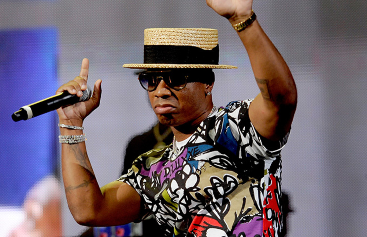 Plies Arrested at Tampa Airport for Having Gun in CarryOn Bag Complex