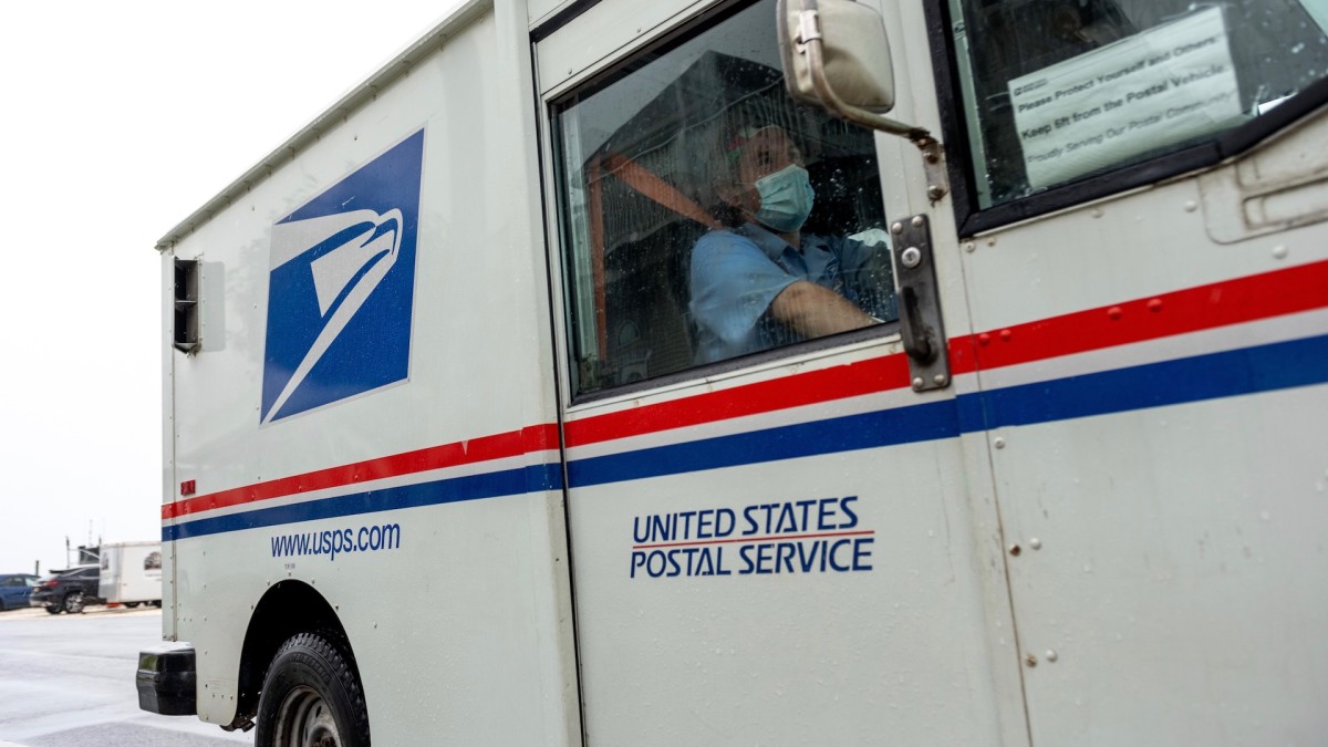 People Are Responding To Trump S Usps Attack With Memes Complex