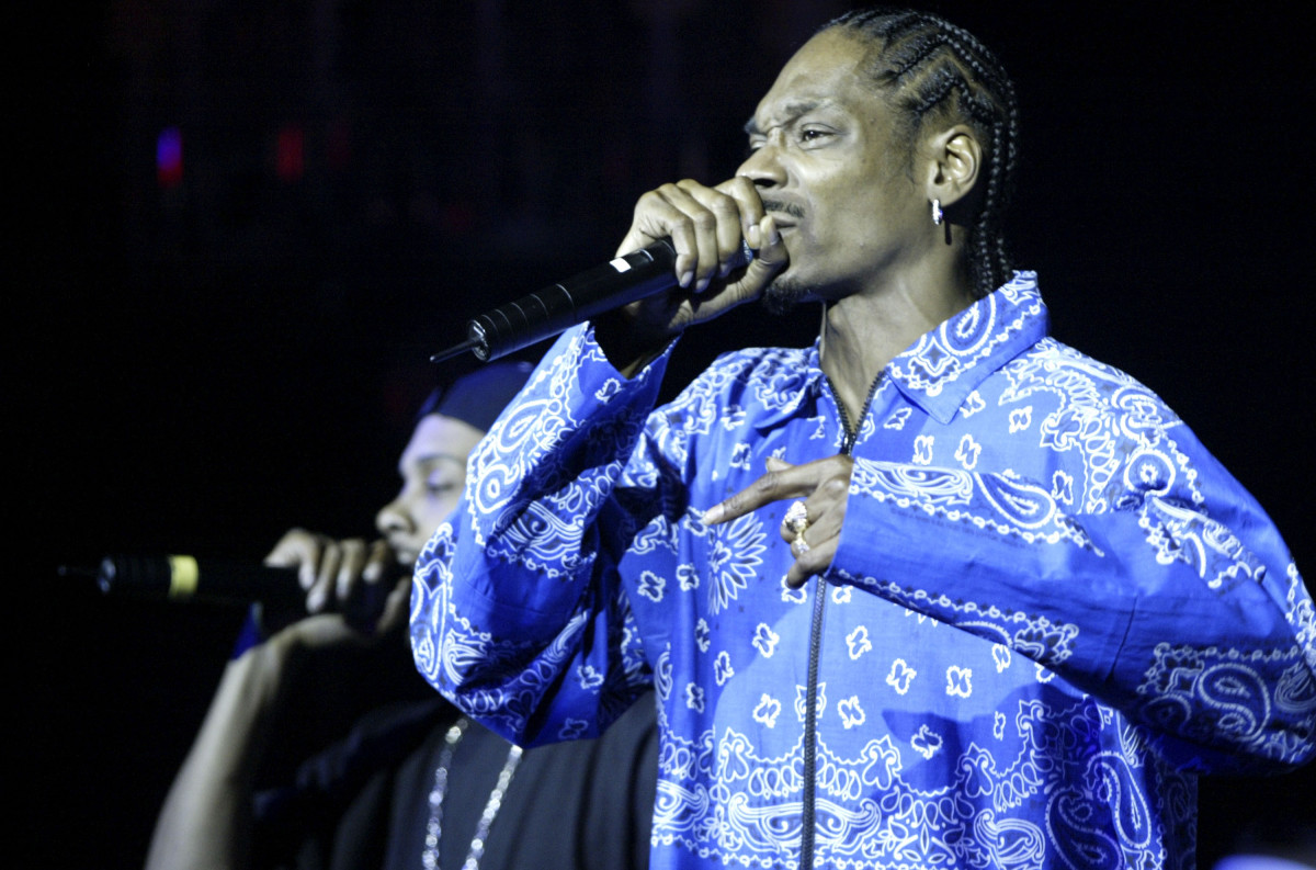 10 Best Snoop Dogg Outfits & Memorable Style Moments of All Time | Complex