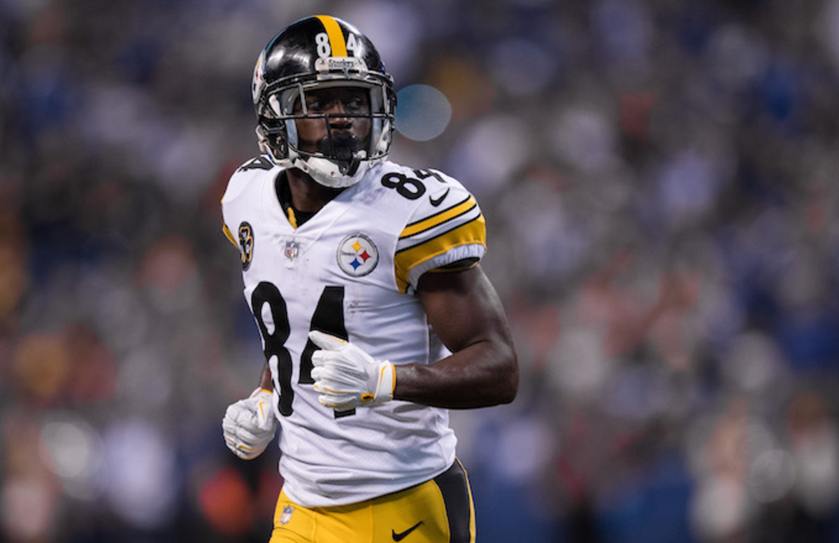 Antonio Brown Allegedly Pushed Mother of His Daughter to the Ground in Dome...