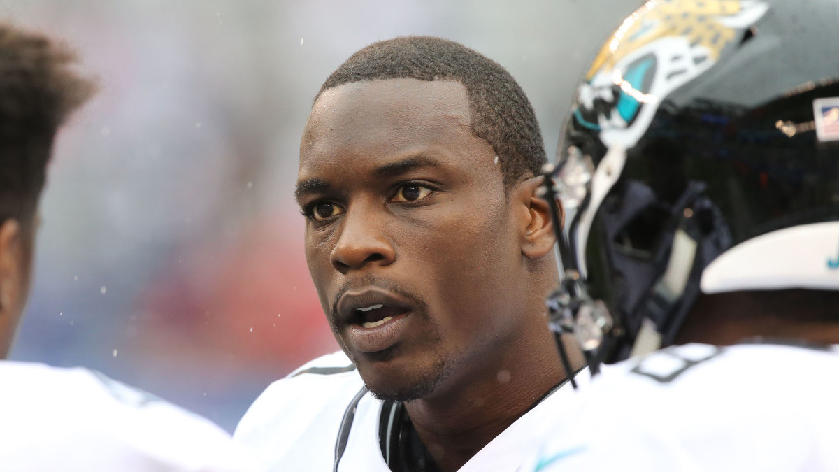 Telvin Smith Arrested for Unlawful Sexual Activity With Minors Complex