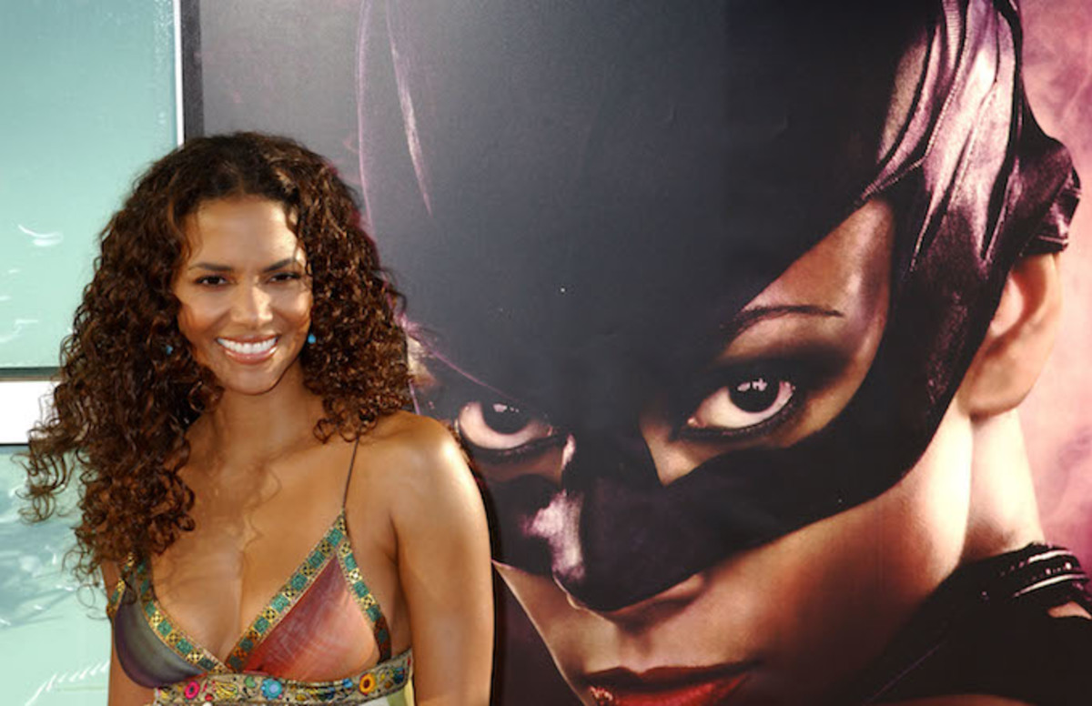 Wallpaper Halle Berry Has No Catwoman Regrets I Got A Sh Tload Of Money For Free