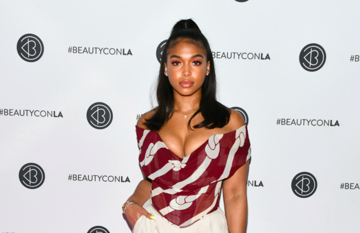 Lori Harvey And Future Turned Into New Toxic Text Meme For The Holiday Season Complex