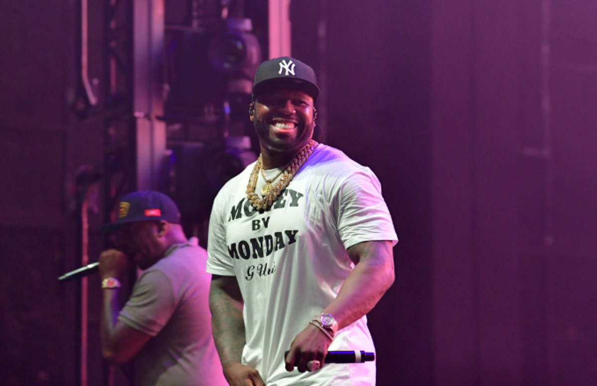 50 Cent Pokes Fun At Floyd Mayweather Over Huge Chanel Bag Complex