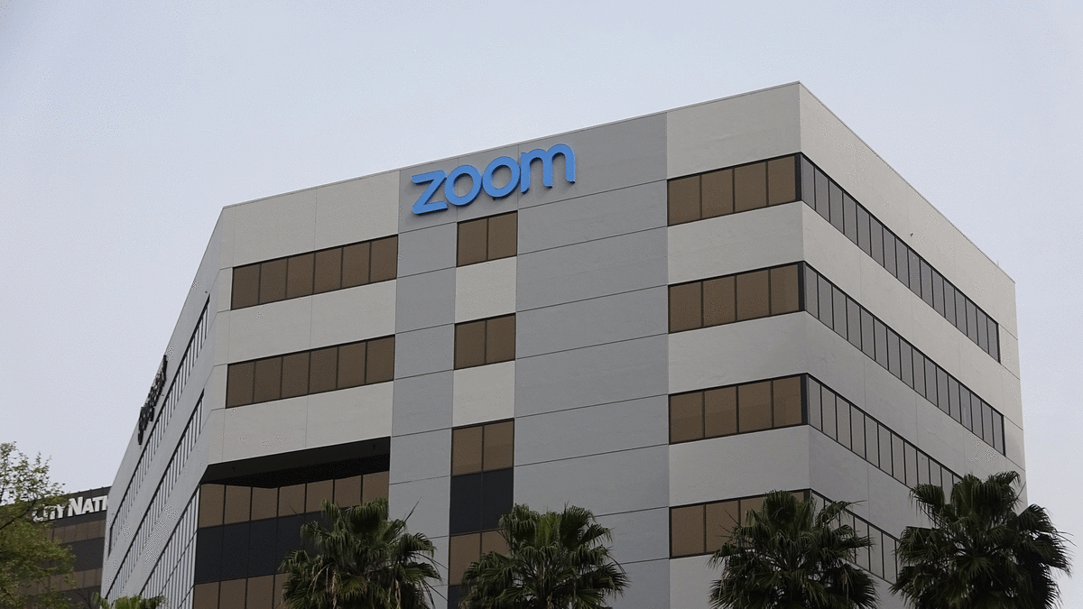 Lawsuit Filed Against Zoom Alleges Company Shares User Data With ...