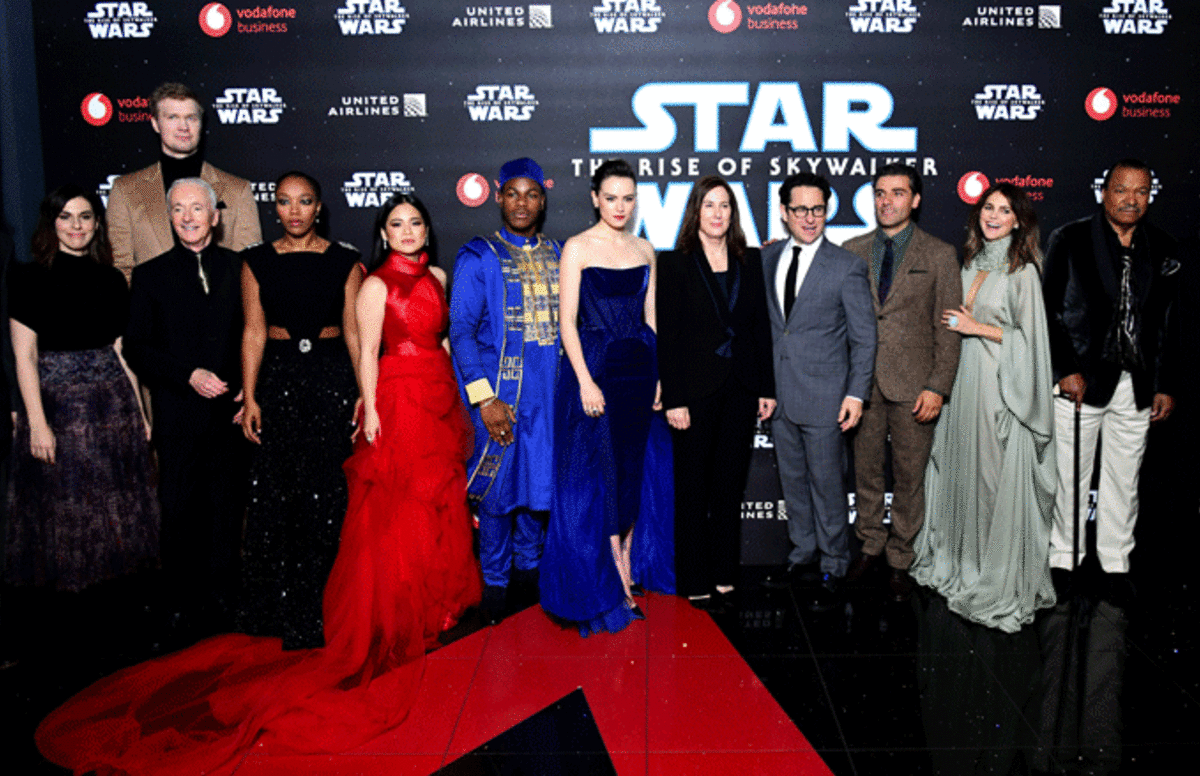 Early Projections Have Rise Of Skywalker Destroying Cats At