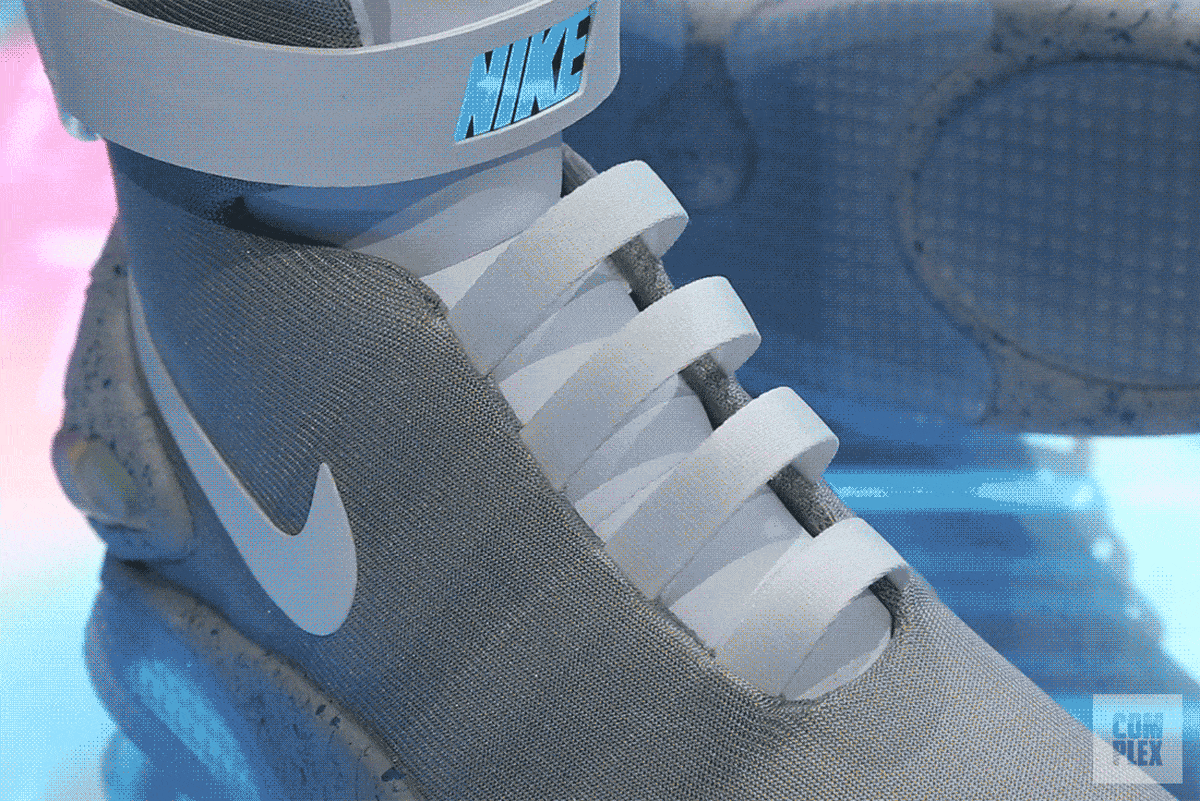 auto tightening shoes