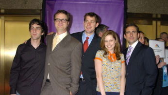 Featured image of post Pam Beesly Casino Night Dress - Casino night (season 2, episode 22).
