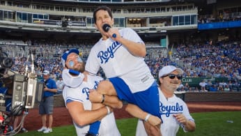 Paul Rudd Was On Hot Ones And It Led To A New Meme Here Are 15