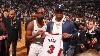 Carmelo Anthony Is Confident He Ll Play In The Nba This Year Complex