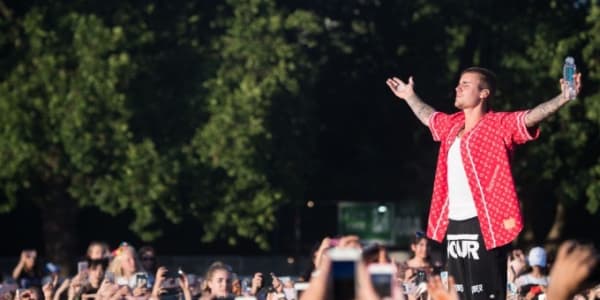 Justin Bieber Flips 50 Cent's Classic "Many Men" in Studio Video